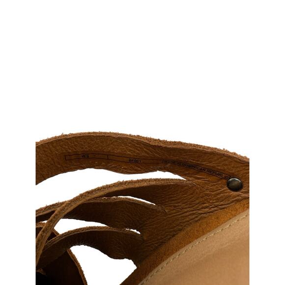 UGG Marta High Wedge Sandals Chestnu Soft Suedet Size 9 1015079 NWB - Picture 8 of 12